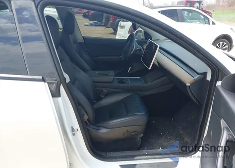 2021 Tesla Model Y Long Range Dual Motor All-Wheel Drive из США, поврежденный, VIN 5YJYGAEEXMF149158